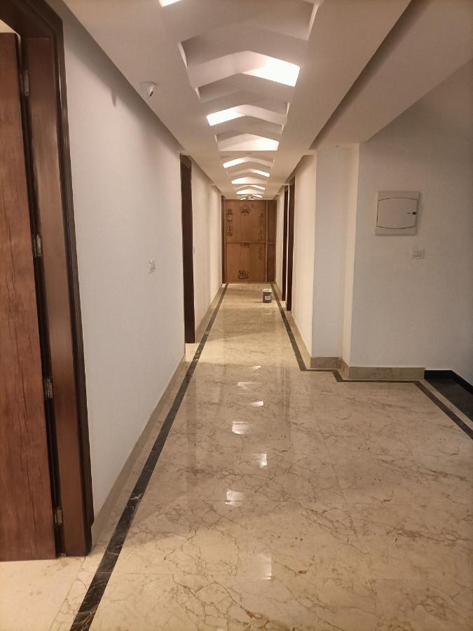 Family Hotel Tark Near Igi Airport Delhi 뉴델리 외부 사진
